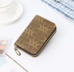 Elegant Mini Cardholder Bag - Image 3